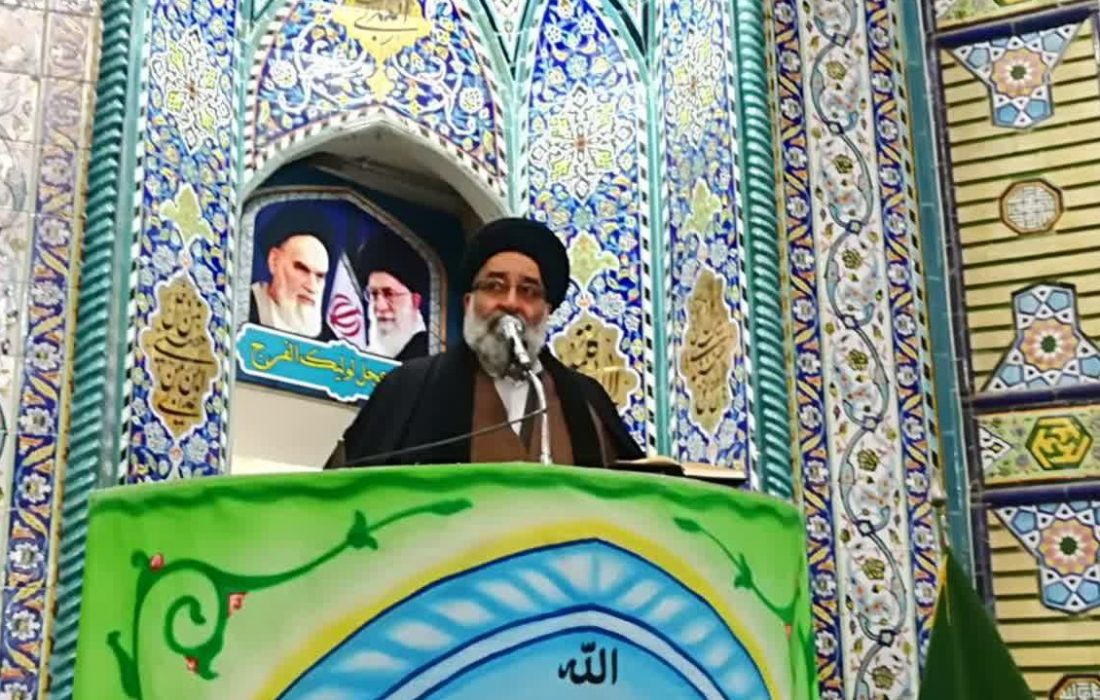 انتقاد شدید امام جمعه ورامین از وزیر ارتباطات و درخواست محاکمه وی+فایل صوت