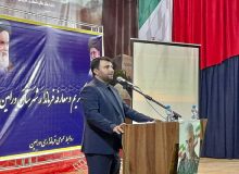 برای خدمت به مردم از ظرفیت نخبگان بهره می گیریم